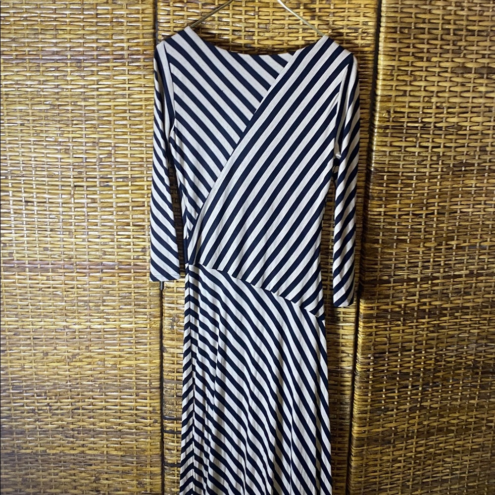 EUC beige by ECI, long sleeve cream, black striped super maxi tall girl dress M - Picture 8 of 9
